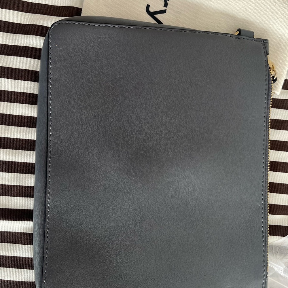 Theory grey Leather Crossbody Bag Clutch NWT - Picture 5 of 6